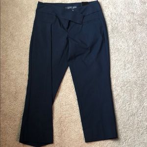 BNWT navy crop pant